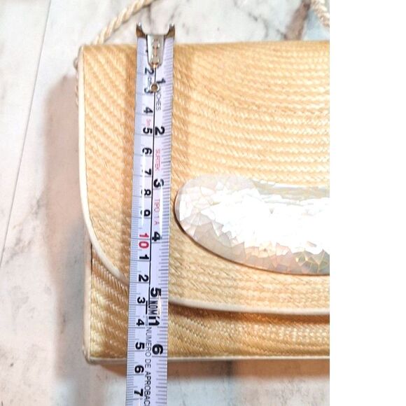 Cora Jacobs Straw Hand Bag - Picture 12 of 12